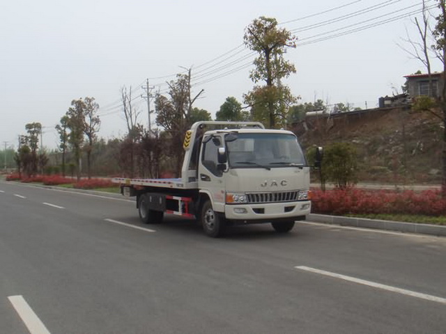 江特牌JDF5060TQZJAC5型清障車